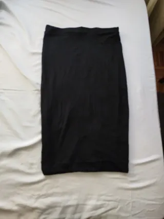 Falda tubo negra