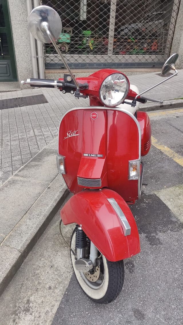 LML STAR 125 4T AUTOMÁTICA, REPLICA Vespa Roja 125
