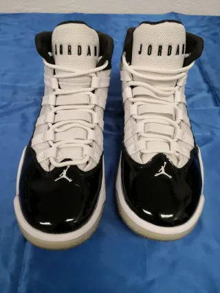 Scarpe Jordan Uomo Bianche e Nere