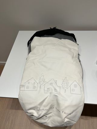 Saco para silla de bebé como nueva.