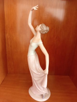 Figura Nao por Lladró - Porcelana Hecha a Mano