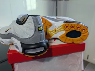 Nike Air Max Plus Deportivas Gris Blanco