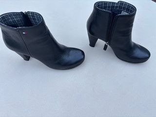 Botines Tommy Hilfiger Negros Mujer