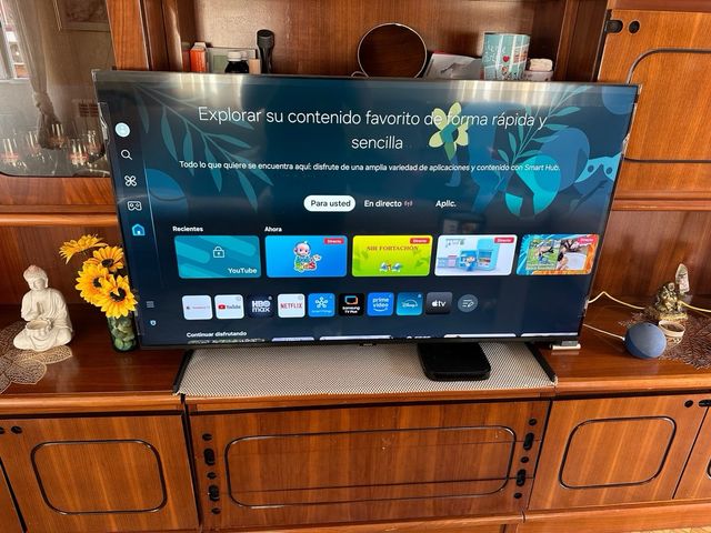 Samsung Smart TV 50 pulgadas UHD 4K 2024