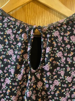 Vestido midi floral Pull&Bear Talla S