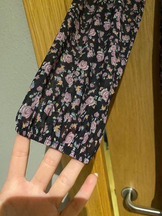 Vestido midi floral Pull&Bear Talla S