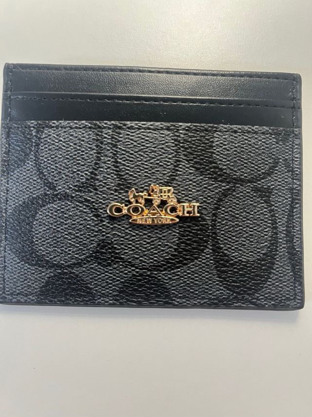 Tarjetero Coach Beige y Negro