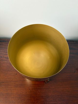 Maceteros dorados de acero