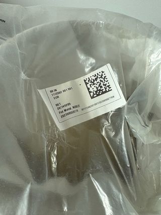 Maceteros dorados de acero