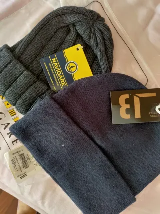 Set 2 cappelli Navigare blu e grigi