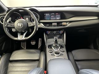 Alfa Romeo Stelvio 2021