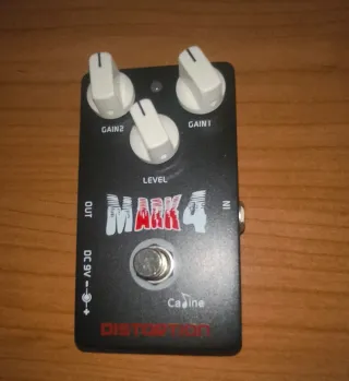 Pedal de distorsión Mark 4