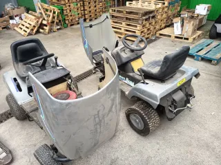 3 Tractores cortacésped Lawn Boss 5012