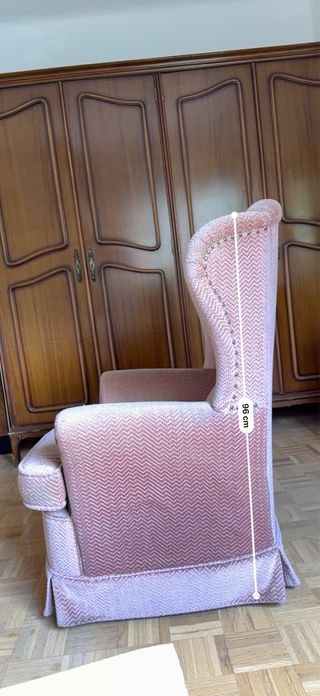 Sillón orejero vintage rosa