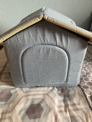 Caseta para perro/gato pequeña nueva