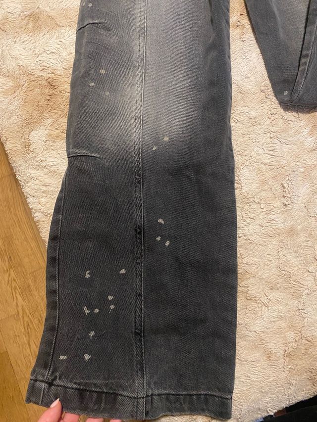 Pantalón vaquero negro desgastado Zara Talla 32