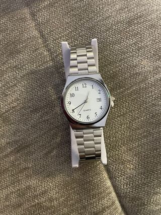 Reloj Quartz Plata y Blanco Nuevo