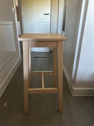 Taburete alto de madera IKEA Nilsolle