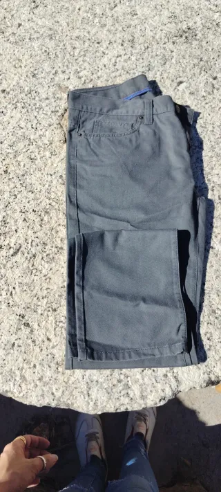 Pantalón de vestir gris hombre