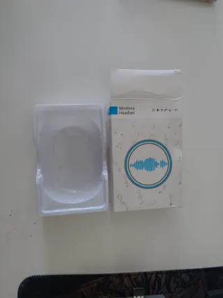 Auricolari wireless Lanxun neri e rossi