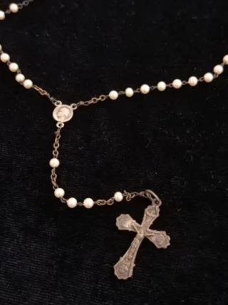 Rosario antiguo perlas y cruz