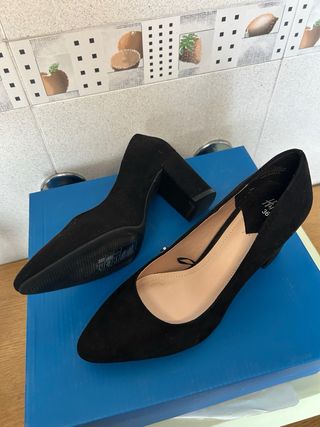 Zapatos de tacón negros talla 36