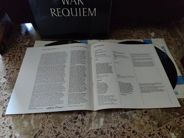 Caja Vinilos Benjamin Britten War Requiem