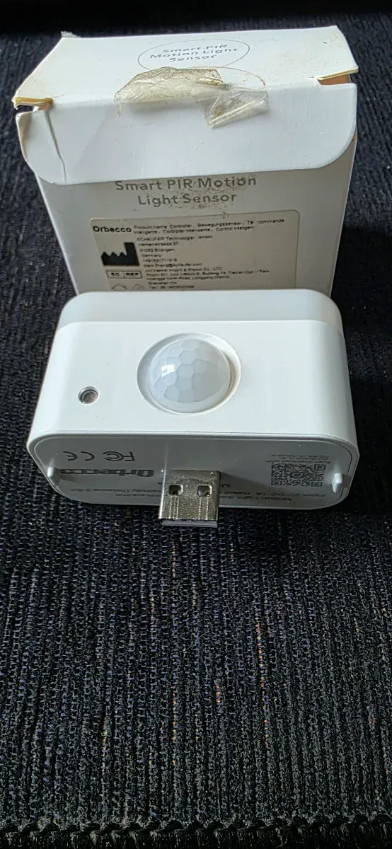 Amazon Echo Flex + Sensore Movimento + Presa Tapo