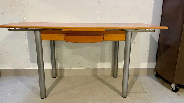 Mesa de cocina extensible madera y metal