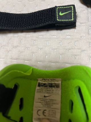 Espinilleras y tobilleras Nike y Adidas