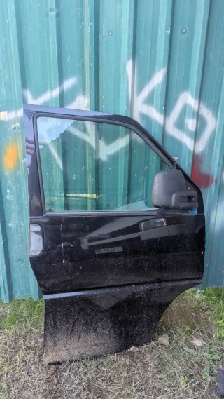 Puerta Delantera Derecha WWT4