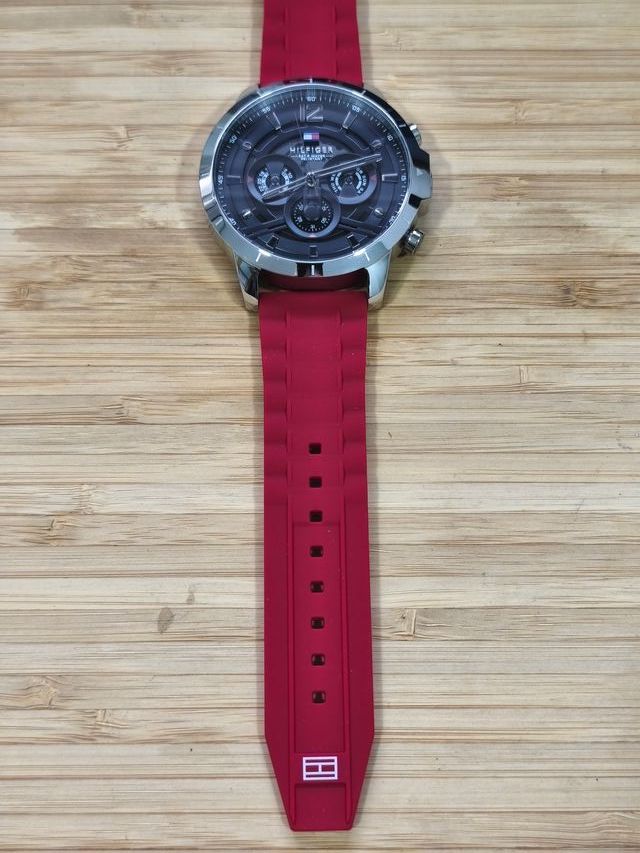 Reloj Tommy Hilfiger Caballero Caja Roja