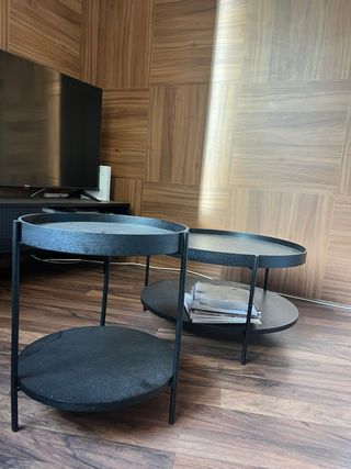 Tavolini rotondi in legno nero