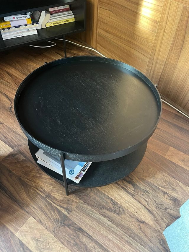 Mesas auxiliares redondas en madera negra