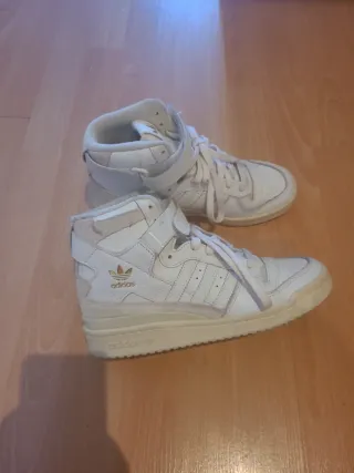 Adidas Bamba Doradas y Blancas