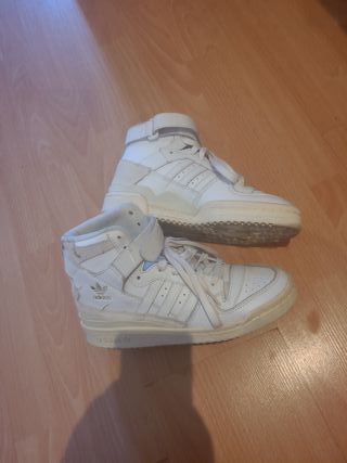 Adidas Bamba Doradas y Blancas