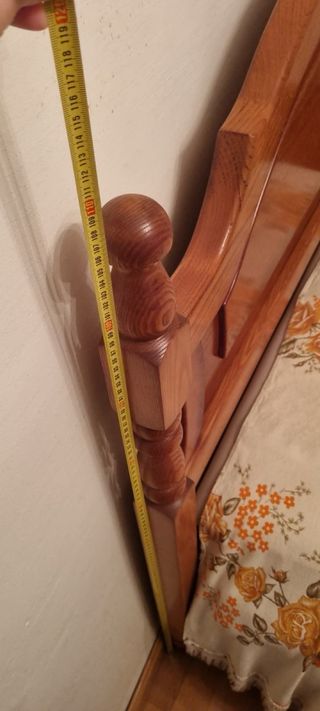 Conjunto habitación: mesilla, cama y mueble