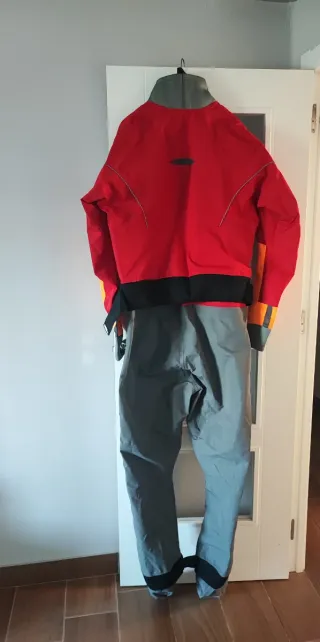 Traje seco de kayak/remo