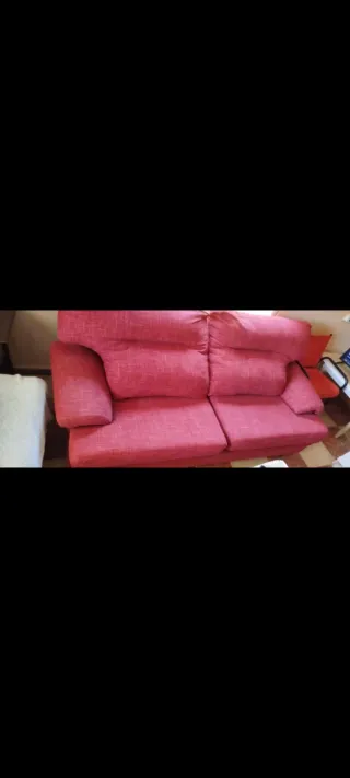 Sofá de 3 plazas en tela roja