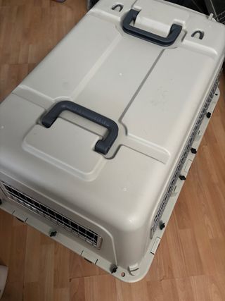 Transportín para mascotas casi nuevo