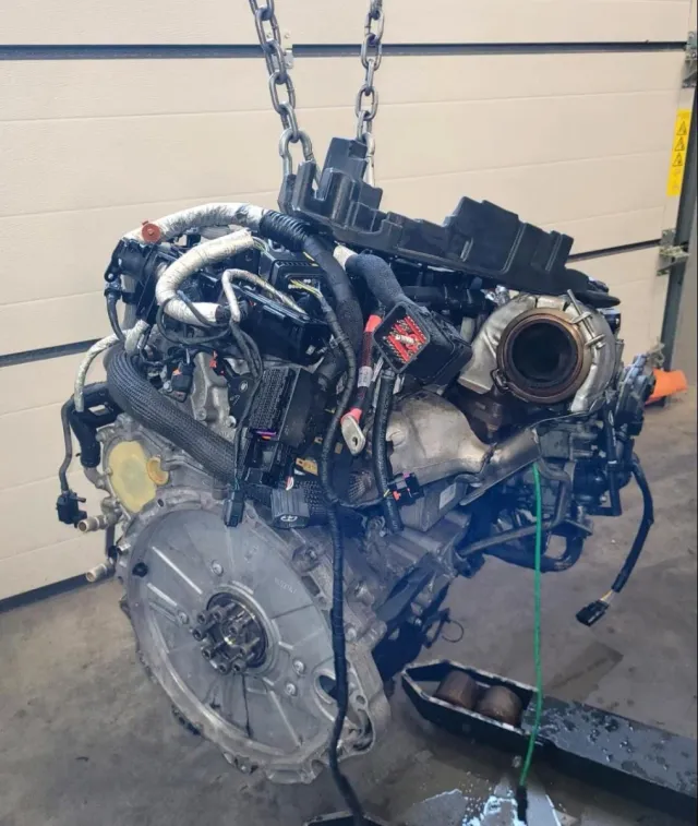 Motor Range Rover Jaguar 2.0d 150cv 204dtd