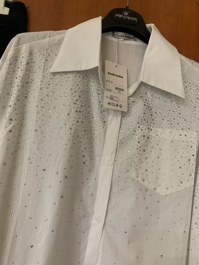 Camicia strass bianca e pantalone nero