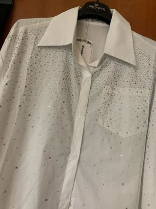 Camicia strass bianca e pantalone nero