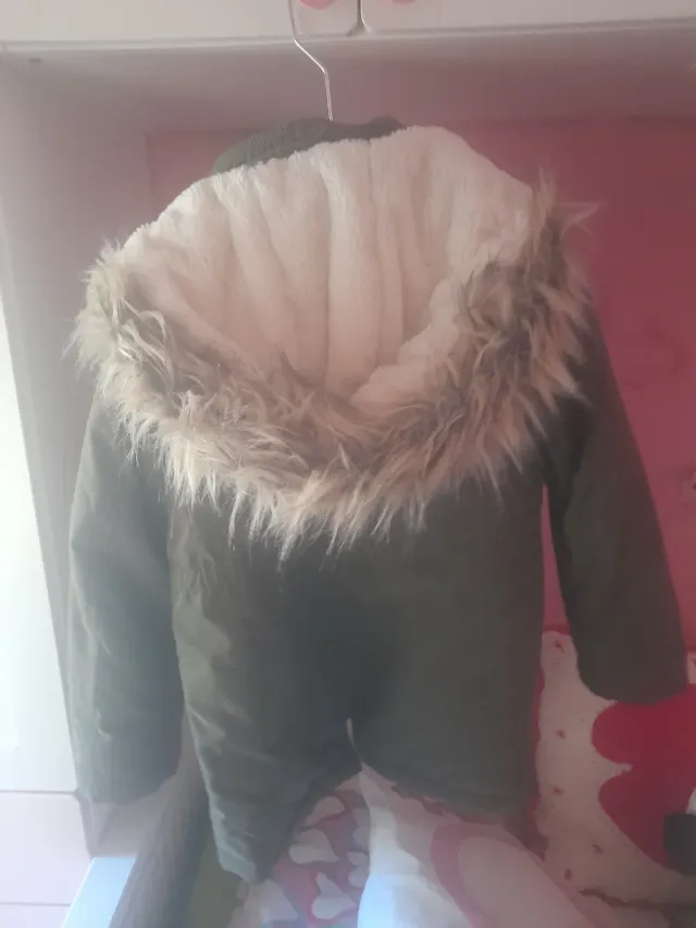Cazadora H&M niña forrada