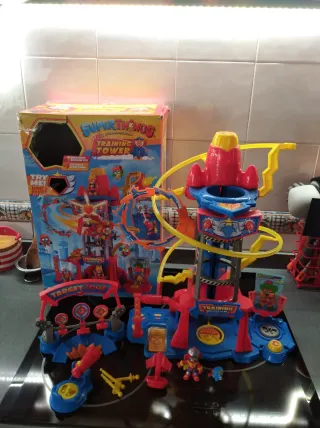 SuperThings Torre de Entrenamiento