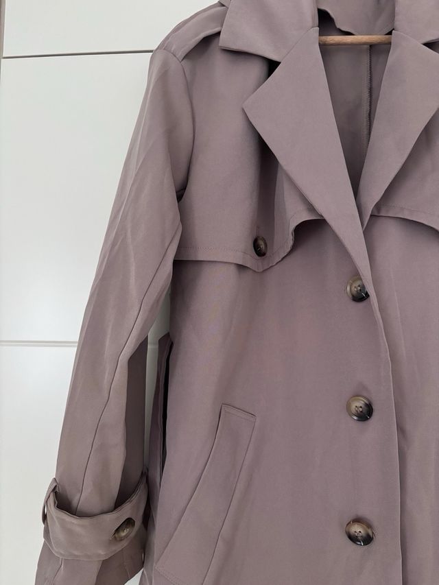 Gabardina gris talla M sin estrenar