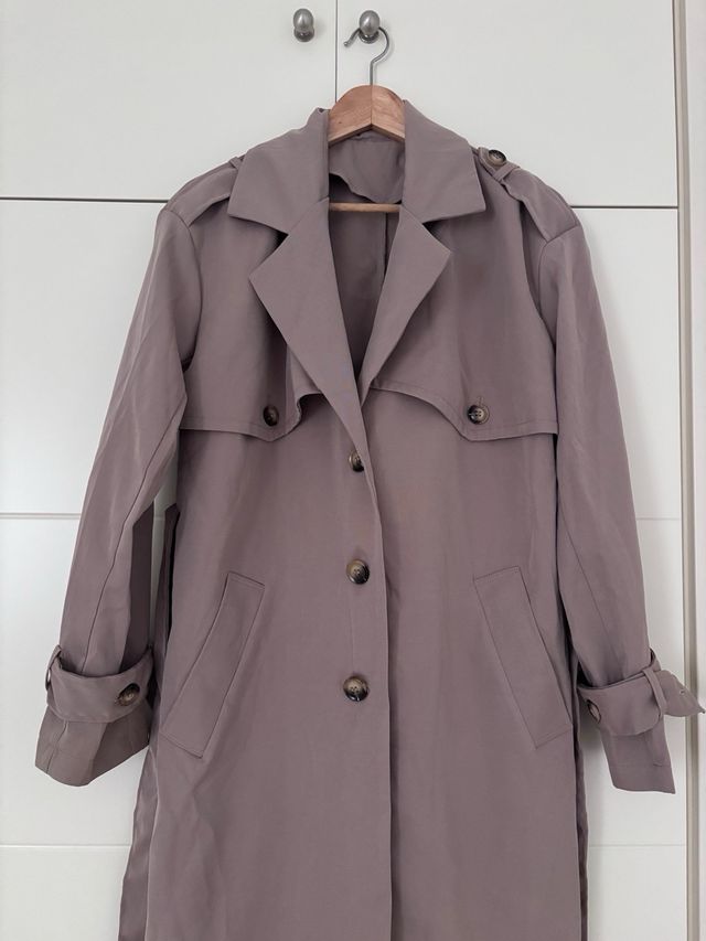 Gabardina gris talla M sin estrenar