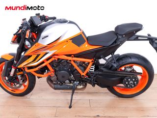 KTM 1290 SUPER DUKE R