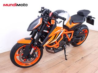 KTM 1290 SUPER DUKE R