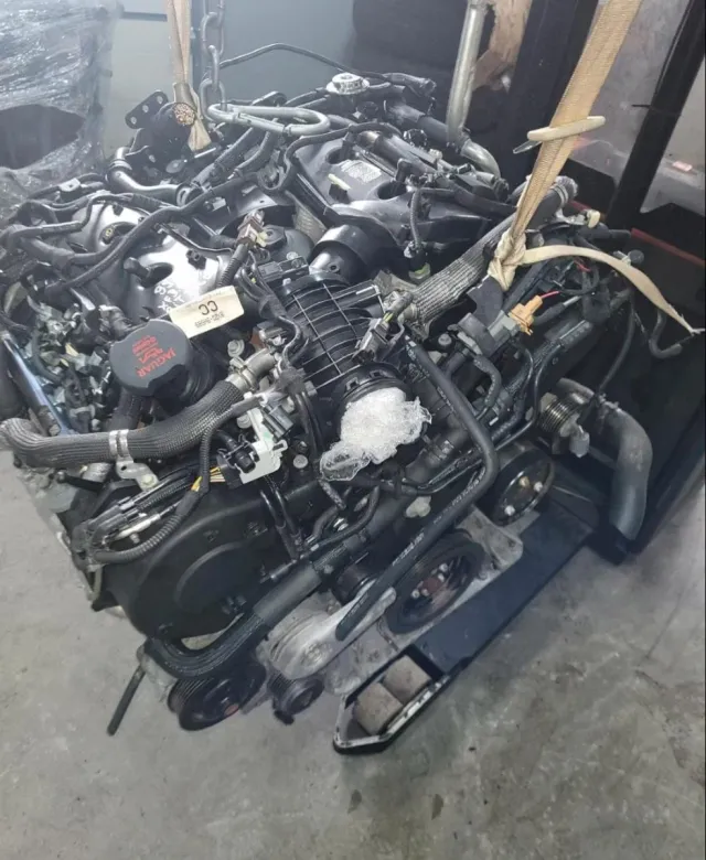 Motor Jaguar XF XJ 3.0d 275cv 306DT V6 BITURBO